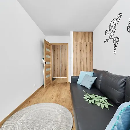 Stylish Kwiska By Renters Apartament *