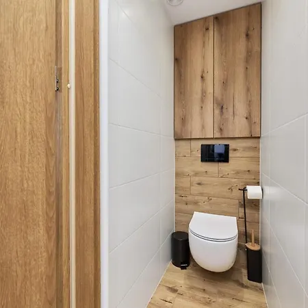 Apartment Stylish Kwiska By Renters *