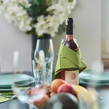 アパート Stylish Kwiska By Renters