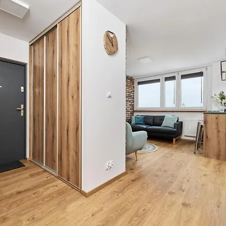 Stylish Kwiska By Renters アパート *